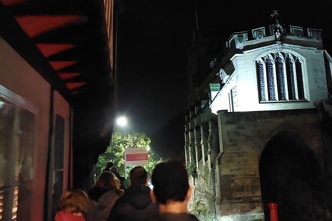 Dark History Walking Tour in Warwick - Warwick Castle coach house and stables: a daring heist story