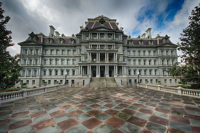 Dark Nights in D.C. - Walking Tour - Stop 1: Eisenhower Executive Office Building And Its Famous Brutal Reputation