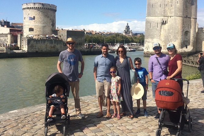 Discover La Rochelle: Discovery Walking Tour of La Rochelle - Hotel de Ville and Place de Verdun: the civic heart, then the sacred origins