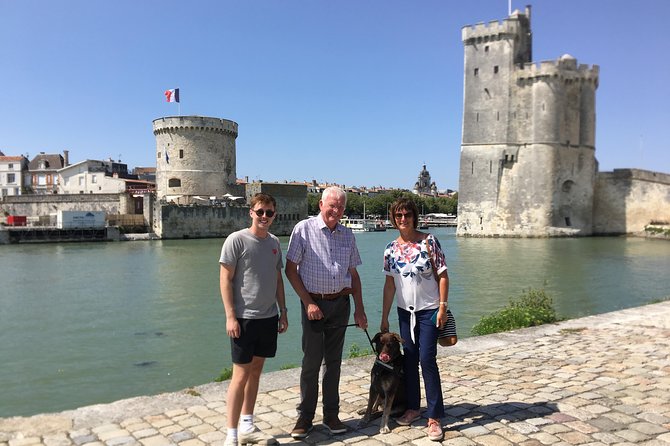 Discover La Rochelle: Discovery Walking Tour of La Rochelle - Eglise St-Sauveur and the iconoclastic-war impact