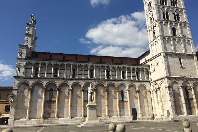 Discover Lucca’s Secrets on a Guided Walking Tour - Piazza Anfiteatro: The Ellipse That Remembers Roman Power