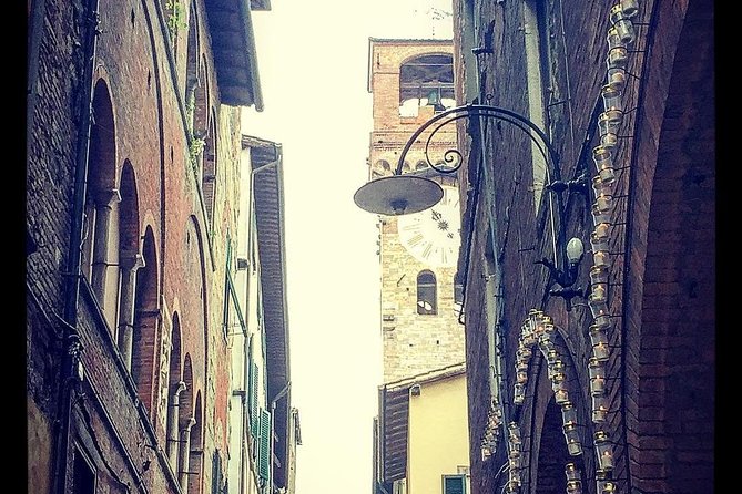 Discover Lucca’s Secrets on a Guided Walking Tour - Duomo di San Martino Finish: Pisa-Lucca Romanesque and Optional Inside Treasures
