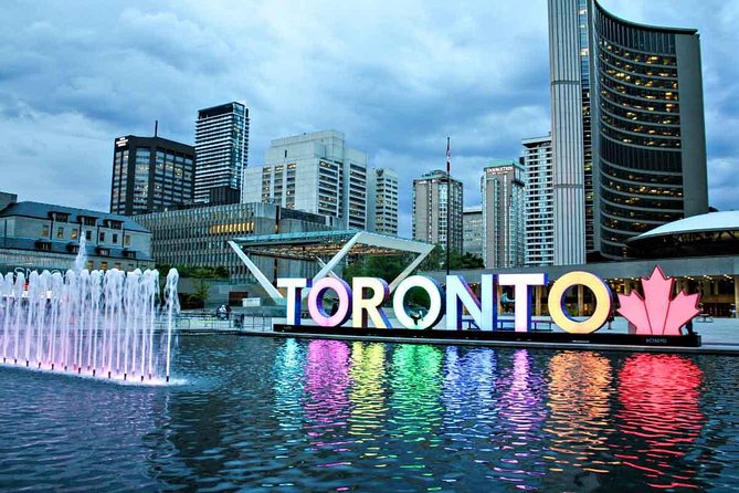 Discover Toronto Like a Local - A 2-hour Toronto loop that saves you real time