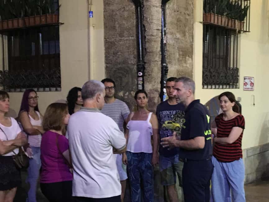 Discover Valencia: Guided Walking Tour - Carmen neighborhood and Arab wall vestiges: older Valencia in plain sight