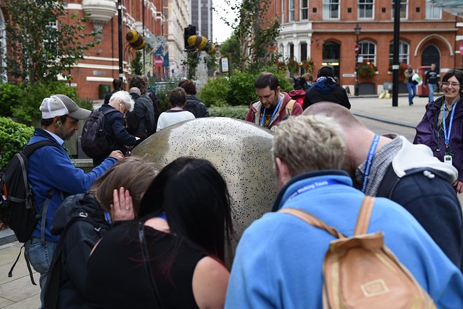 Discovering Birmingham 2 hour Walking Tour to the Jewellery Quarter - Getting Oriented at Centenary Square