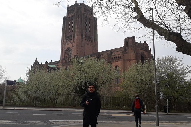 Downtown Liverpool Walking Tour - In Spanish - The Cavern Club Story: What You Learn Even If You Do Not Pay for Entry