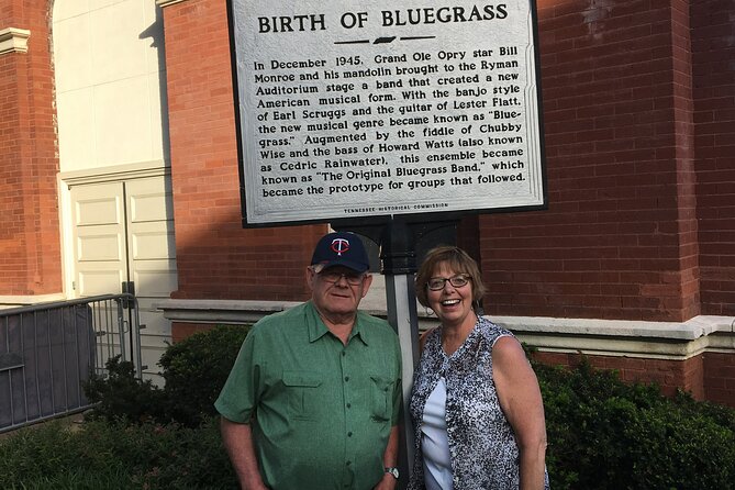 Downtown Nashville Sightseeing Walking Tour - John Seigenthaler Pedestrian Bridge to Ryman Auditorium: best skyline payoff, then back to legend