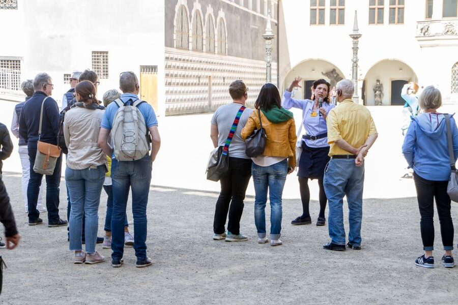 Dresden: Complete Walking Tour with Frauenkirche Visit - Where You Start in Neumarkt, and Why It Matters
