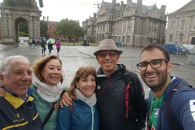 Dublin City Center Walking Tour - Dublin Castle: medieval power, an escape story, and Spain–Ireland connections