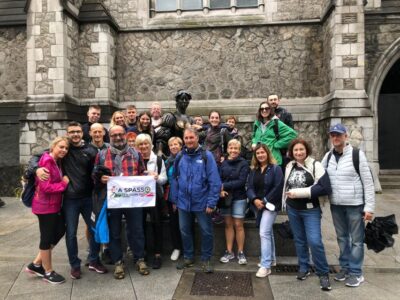 Dublin Highlights: 2.45-Hour Walking Tour in Italian - Two cathedral facades that explain why Dublin’s center still feels ceremonial