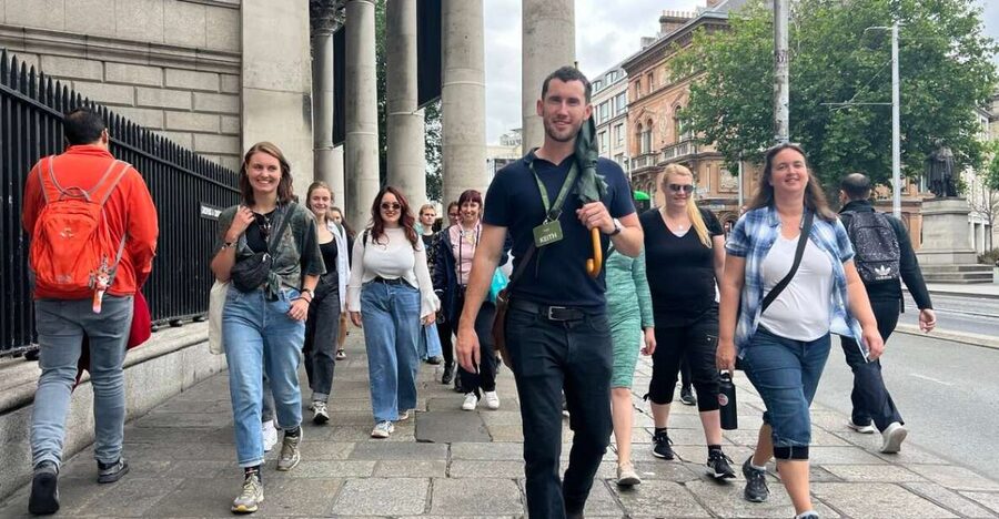 Dublin: Highlights and Hidden Gems Walking Tour - The pace: a tight 2-hour story that still covers 1,000+ years