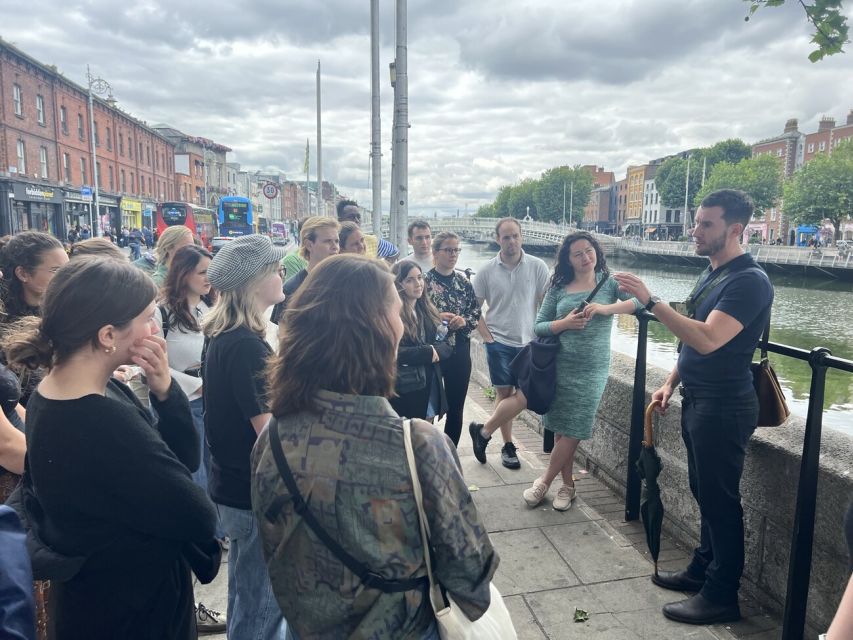 Dublin: Highlights and Hidden Gems Walking Tour - Where the tour really shines: connecting famous sights to real characters