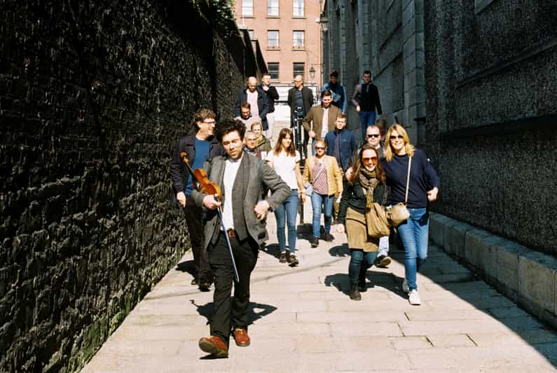 Dublin: Irish Music Walking Tour with Live Performance - Where to start: The Old Storehouse and your first cues