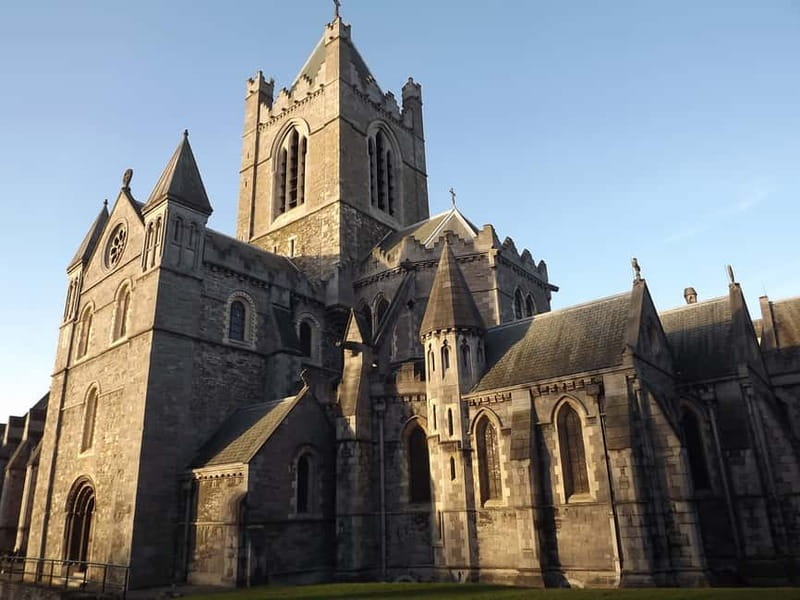 Dublin: Sightseeing Walking Tour in German - Key highlights you’ll feel on the walk