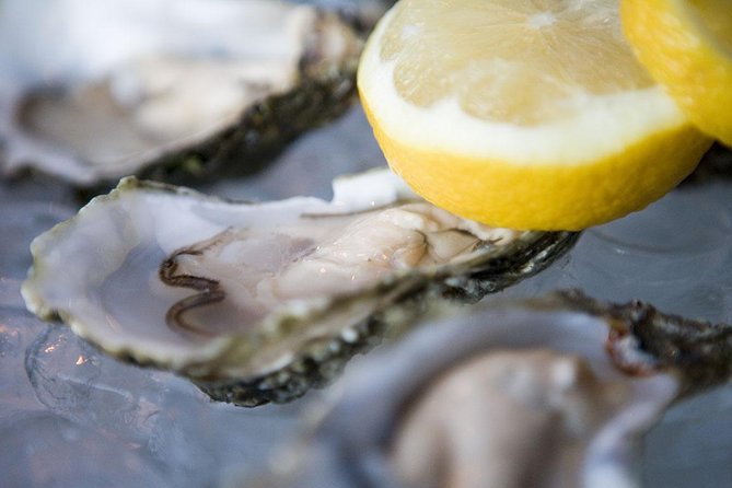 Dublin Traditional Irish 3 Course Meal Walking Tour with Local - Price and What You’re Really Paying For in Dublin