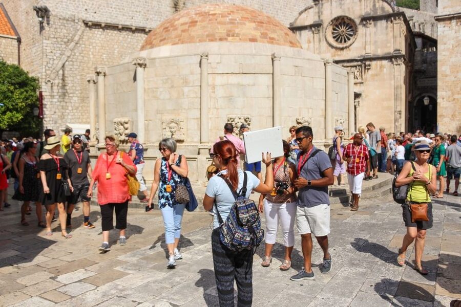 Dubrovnik: Cable Car, Walking Tour and City Walls Combo - Pile Square meet-up: where your Dubrovnik orientation starts