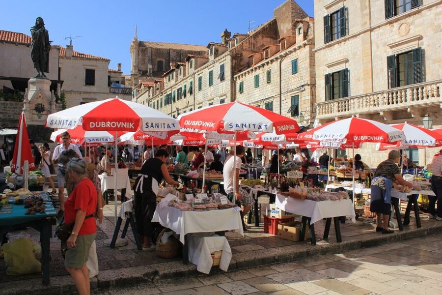 Dubrovnik: Cable Car, Walking Tour and City Walls Combo - Should you book the Dubrovnik cable car, walking tour, and City Walls combo?