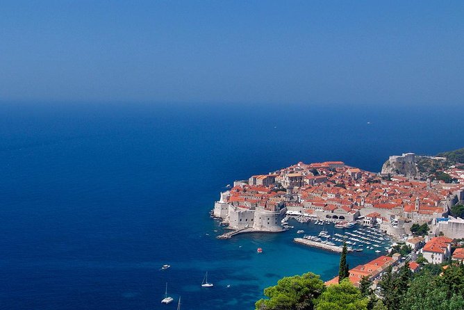 Early Bird Dubrovnik History Tour – 7:30 Start - Lovrjenac Fortress Area: Walls, Harbor Views, and Daily Life