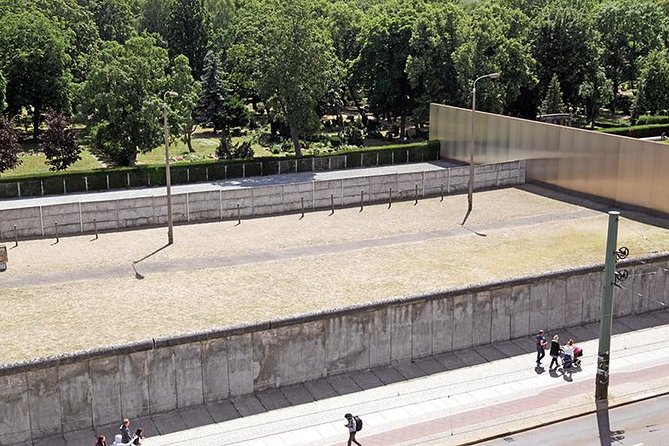 East Berlin and the Berlin Wall 2-Hour Walking Tour - Stasi headquarters: the dark side of everyday life