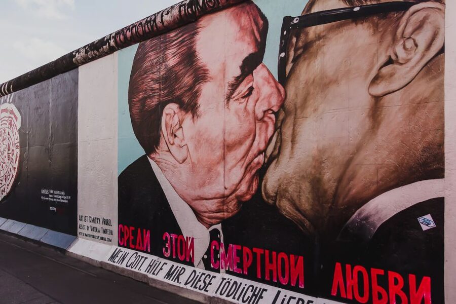 East Berlin and the Wall: Walking Tour - Price and value: $351 per group up to 6