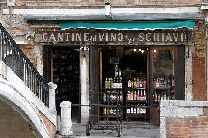 Eat Like a Local: Venice 3-Hour Small-Group Food Tasting Tour - A sit-down meal with pasta, risotto, and fish options