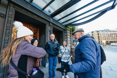 Edinburgh: 3-Hour Guided Walking Tour - Royal Mile sights and why Castle views matter (without entering)