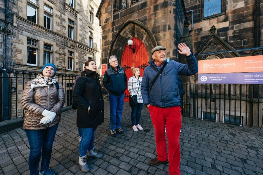 Edinburgh: 3-Hour Guided Walking Tour - Royal Mile flow, Waverley Station views, and the gentle shift to gardens