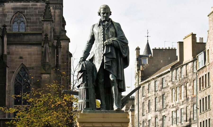 Edinburgh: 3-Hour Historical Walking Tour in Italian - St Giles Cathedral and the Heart of Midlothian Mosaic