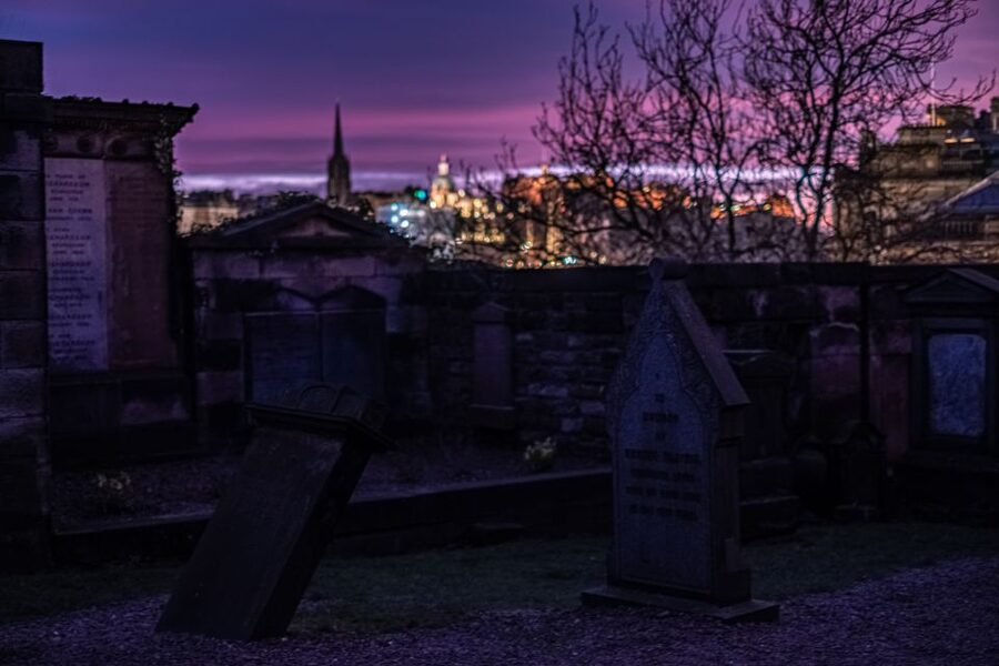 Edinburgh: Dark Secrets of the Old Town Ghost Walking Tour - Canongate Kirkyard: The Graveyard Stop That Grounds the Spookiness