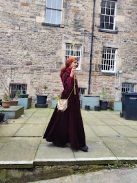 Edinburgh: Guided Ghost Walking Tour - Meeting at the Royal Mile police box: where the tour energy kicks in