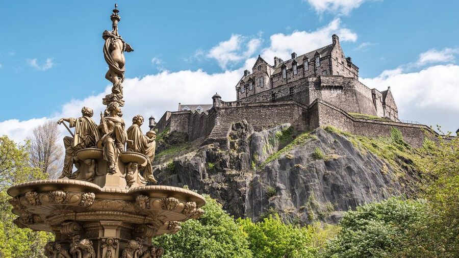 Edinburgh: Harry Potter Wizard Walking Tour, Kids Join Free - The Elephant Café Stop: A Real Writing Spot With Wizard Energy
