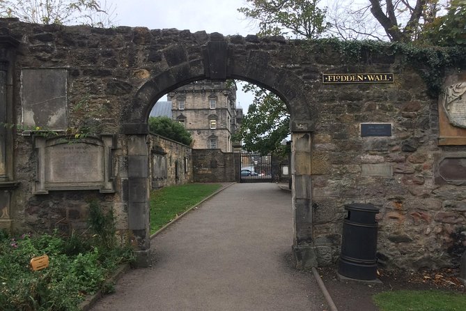 Edinburgh: History Lovers Old Town Walking Tour - Princes Street Gardens: Your Warm-Up Into Medieval Edinburgh