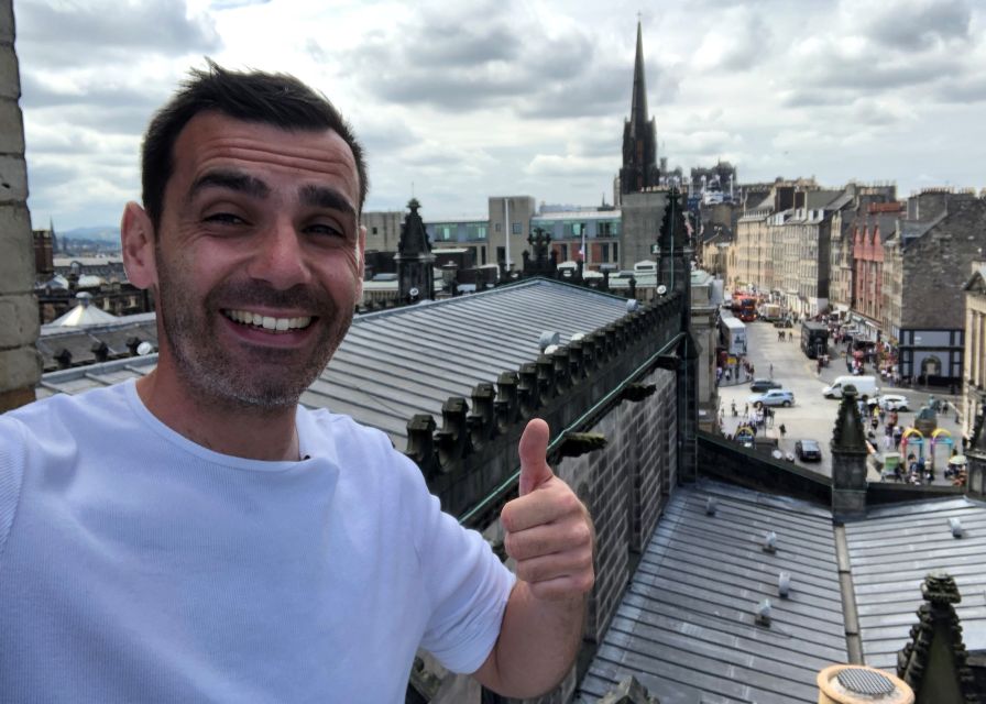 Edinburgh: Mountebank Comedy Walk - Who should book this Edinburgh comedy walk