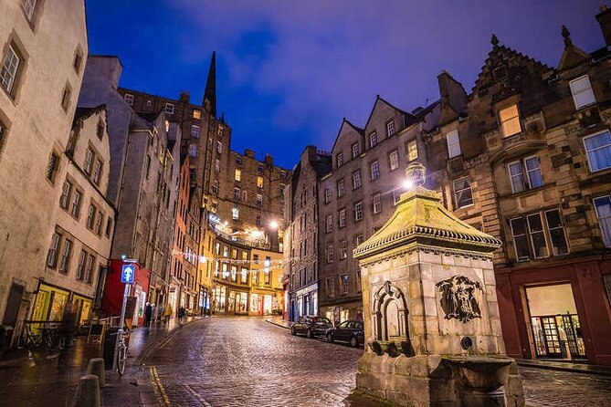 Edinburgh's Amazing Harry Potter Walking Tour - Kids Free! - Royal Mile and Waverley Station Viewpoint: Potter Links With Real City Landmarks