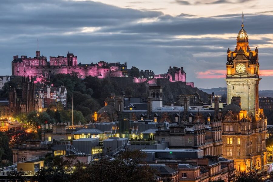 Edinburgh: The Dark Side Walking Tour - How the guides make or break it