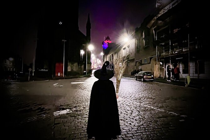 Edinburgh: Witches & Haunted History Walking Tour - The Royal Mile look-down: North Berwick Witches in just 5 minutes