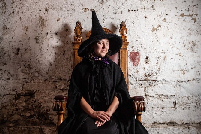Edinburgh: Witches & Haunted History Walking Tour - Edinburgh Castle connections: how the city’s origin story bends into witch tales