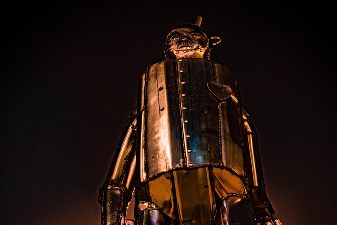Embers of the Windy City: Chilling Chicago Ghost Tours - Guide styles: what the best Lincoln Park storytellers do right