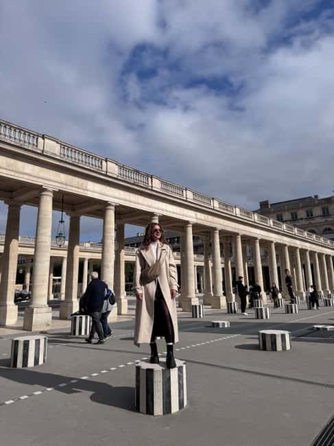 Emily inspired walking tour - Meeting by Place Colette and Comédie-Française: The Tour Starts in Character