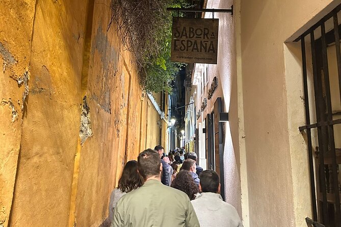 Enchanted Seville Walking Tour - Your route, stop by stop: Plaza del Triunfo to Calle Laraña