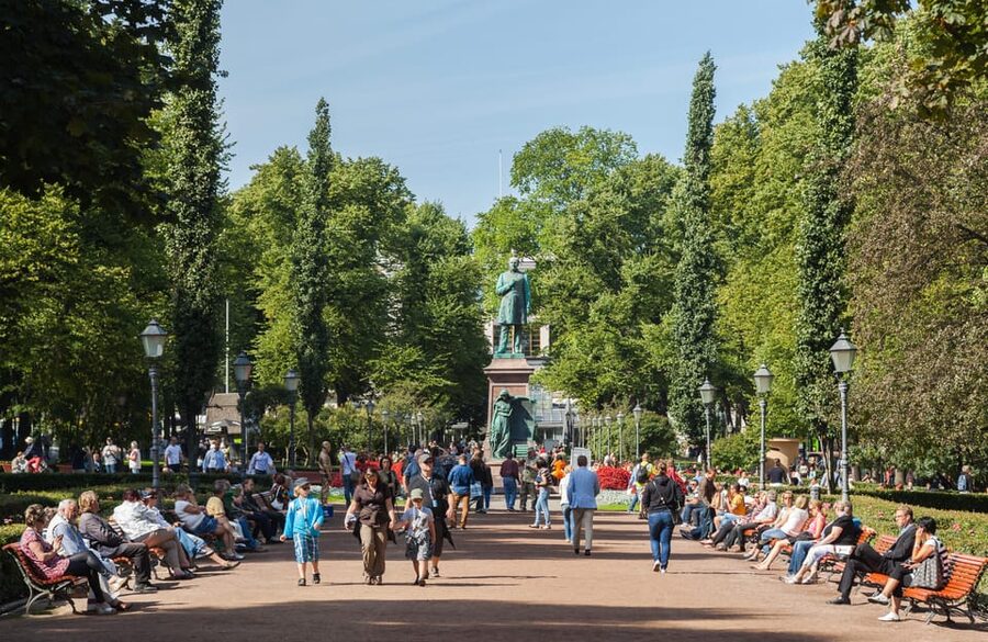 Epic Helsinki: English Speaking Walking Tour - It’s only about 3 km, but it still takes planning