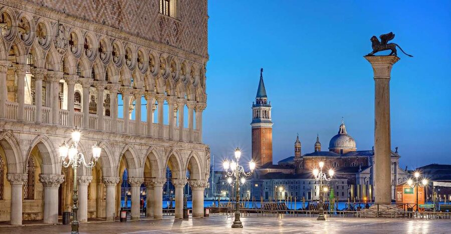 Evening Walking Tour with optional motorboat Ride - Quick hits you’ll care about