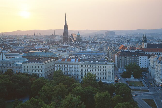 Exclusive Vienna Old Town Highlights Walking Tour (max. 6 persons) - Stephansplatz: St. Stephen’s Cathedral as the Center of Gravity