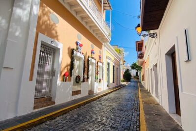 Explore Old San Juan Walking Tour - Where You Start at Plaza Colón (and why it’s a win)