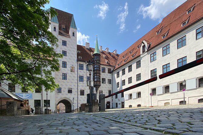 Fall in Love with Munich in a Private Old Town Walking Tour - Frauenkirche: cathedral myths, the devil’s footprint, and the wind story
