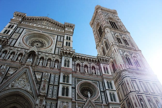 Fascinating Florence: Guided Walking Tour - Piazza della Repubblica: starting the medieval storyline