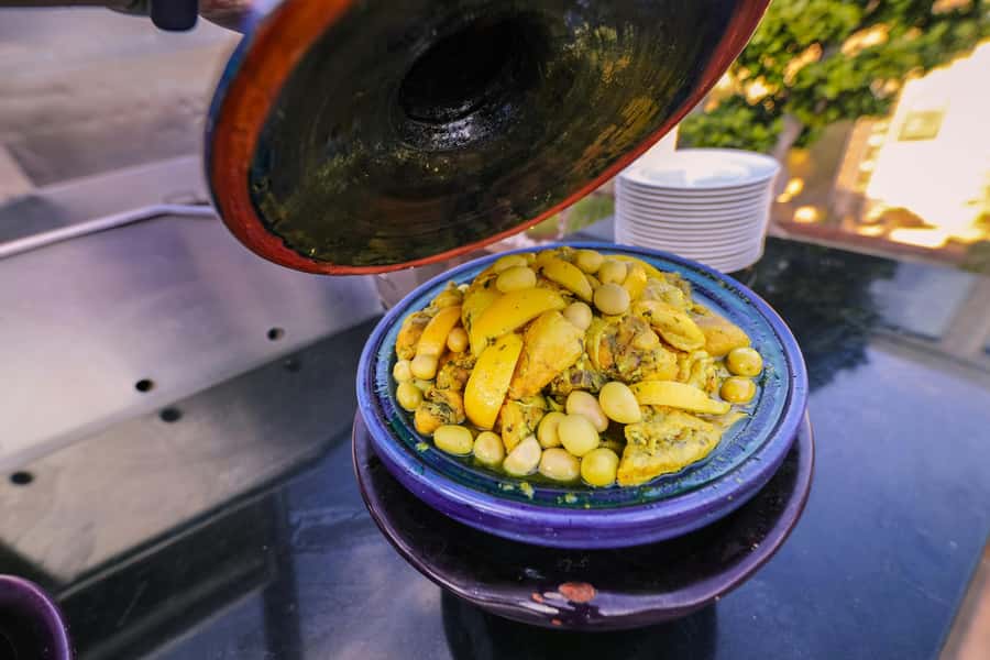 Fez: Guided Walking Tour of the Historic Medina - Moroccan Lunch Stop: A Real Break in the Middle of the Maze