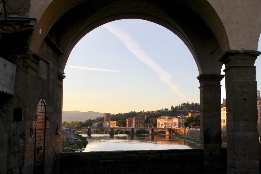 Florence: 2.5 hour Audio Guided Walking Tour led by Host - Piazza del Duomo: The City’s Center of Gravity