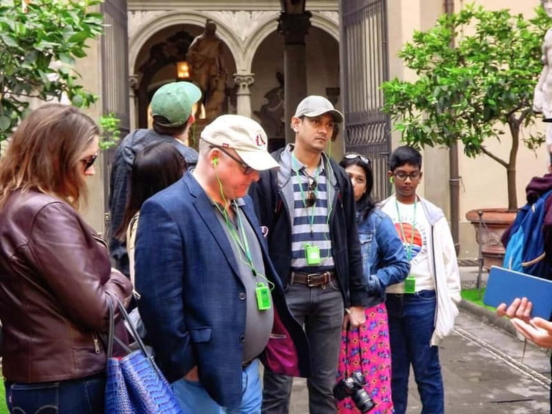 Florence: Medici Family Guided Walking Tour - Medici Chapels: Michelangelo, Burial Politics, and Pride