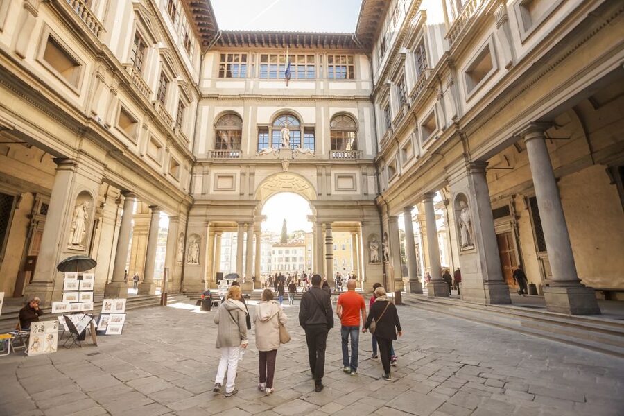 Florence: Private Walking Tour of Florence's Hidden Gems - Palazzo Vecchio and the Medici angle: reading Florence’s “boss level” architecture